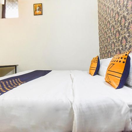 Spot On 70295 Sky Inn Jalandhar Buitenkant foto