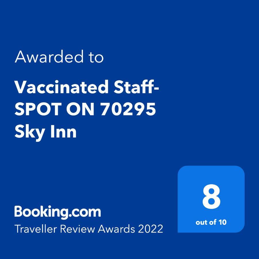 Spot On 70295 Sky Inn Jalandhar Buitenkant foto
